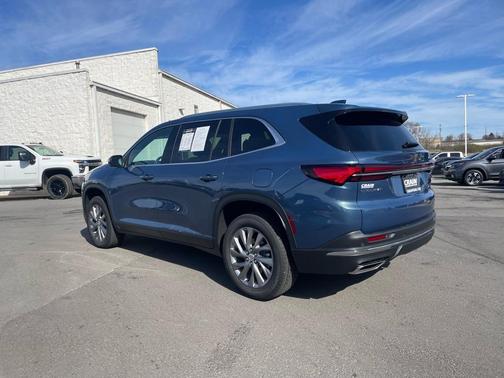 2025 Buick Enclave Preferred FWD