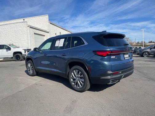 2025 Buick Enclave Preferred FWD