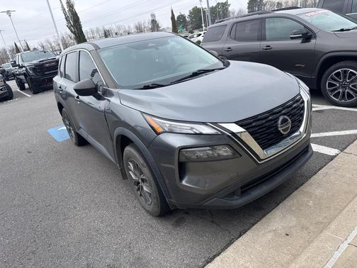 2021 Nissan Rogue S