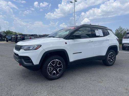 2025 Jeep Compass Trailhawk