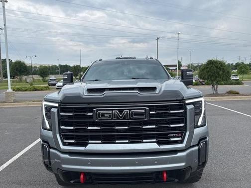 2024 GMC Sierra 2500 AT4