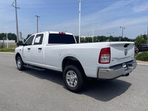2022 RAM 2500 Tradesman Crew Cab 4x4 8' Box