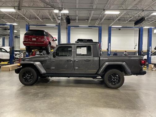 2023 Jeep Gladiator Sport S