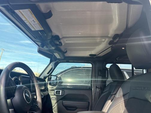 2023 Jeep Gladiator Sport S