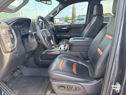Sky 2021 GMC Sierra 1500 AT4
