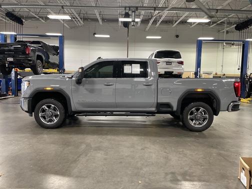 2025 GMC Sierra 2500 SLE