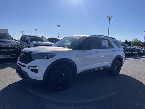 2020 Ford Explorer ST