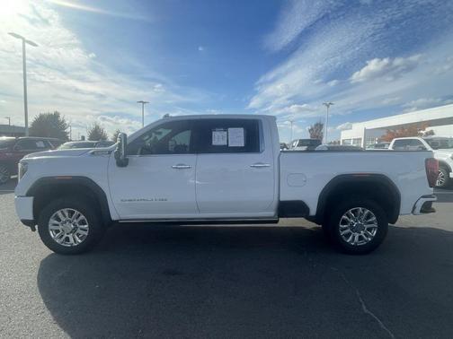 2021 GMC Sierra 2500 Denali