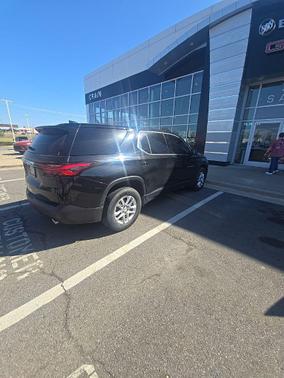 2022 Chevrolet Traverse LS