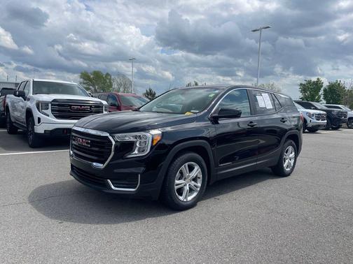 Ebony Twilight Metallic 2022 GMC Terrain SLE