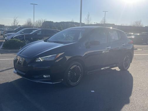 2024 Nissan Leaf SV PLUS