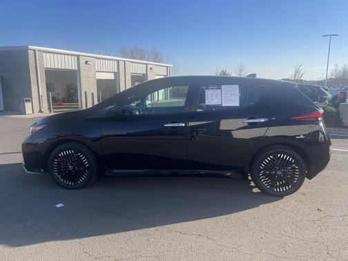 2024 Nissan Leaf SV PLUS