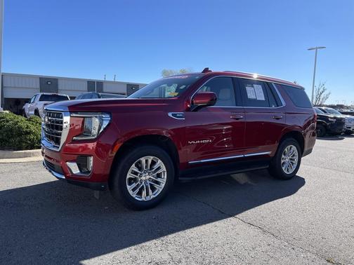 2022 GMC Yukon SLT