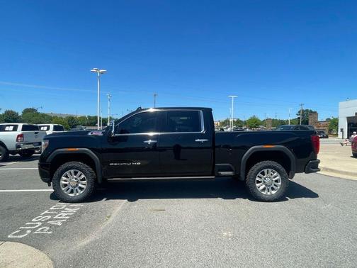 Onyx Black 2023 GMC Sierra 2500 Denali