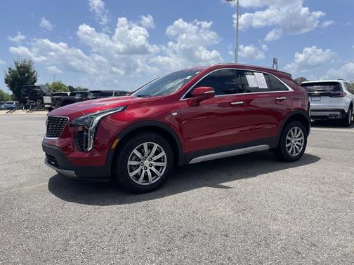 2021 Cadillac XT4 Premium Luxury
