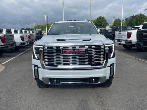Glacier White Tricoat 2026 GMC Sierra 2500 Denali