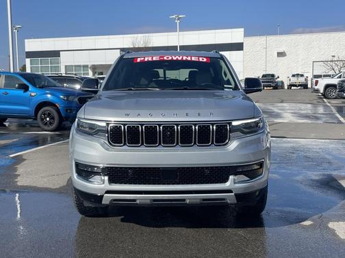 2023 Jeep Wagoneer L Series II 4x2