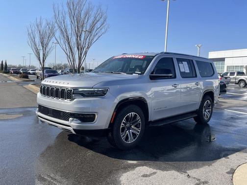 2023 Jeep Wagoneer L Series II 4x2
