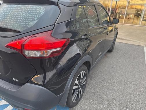 2019 Nissan Kicks SV