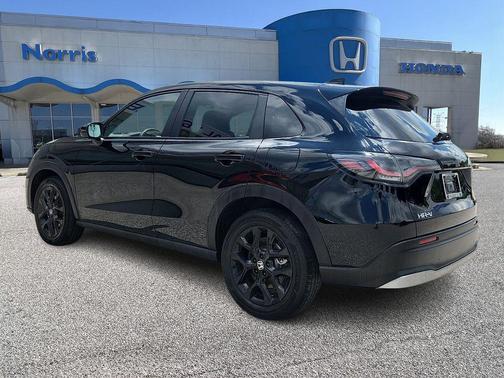 Crystal Black Pearl 2025 Honda HR-V AWD Sport