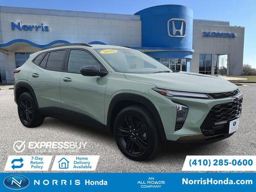 Cacti Green 2025 Chevrolet Trax FWD ACTIV