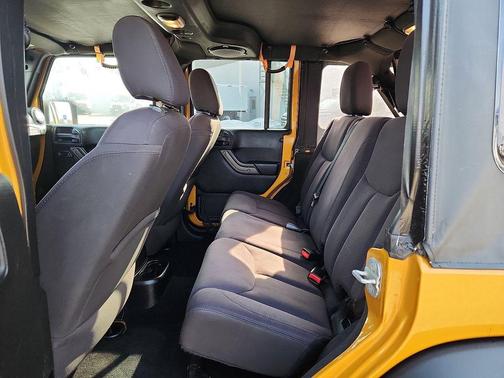 2014 Jeep Wrangler Unlimited Sport