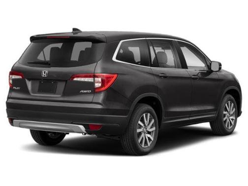 Lunar Silver Metallic 2021 Honda Pilot AWD EX