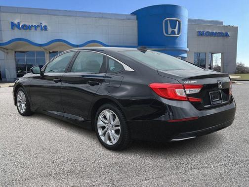 Crystal Black Pearl 2019 Honda Accord LX