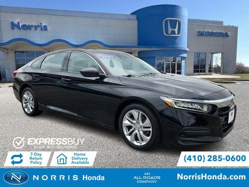 Crystal Black Pearl 2019 Honda Accord LX