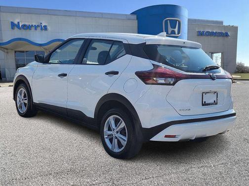 2024 Nissan Kicks S