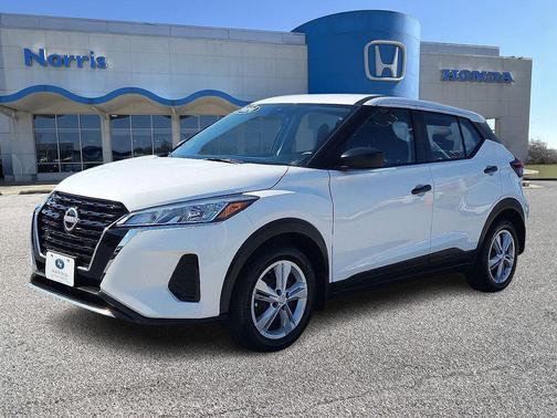 2024 Nissan Kicks S