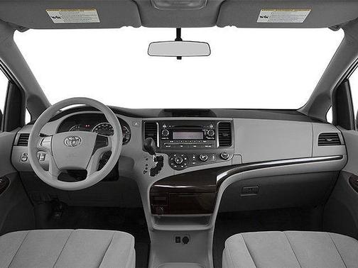 2014 Toyota Sienna XLE