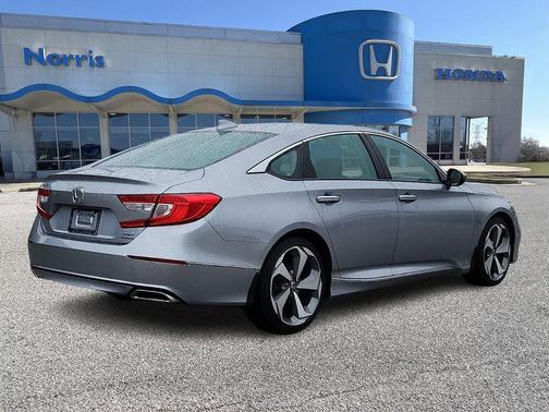 2020 Honda Accord Touring 2.0T