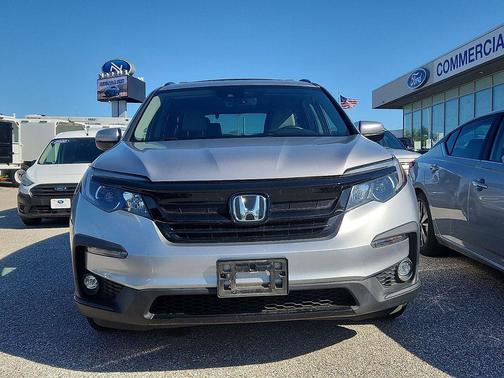 Lunar Silver Metallic 2021 Honda Pilot AWD Special Edition