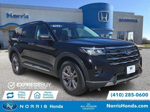Agate Black Metallic 2025 Ford Explorer Active