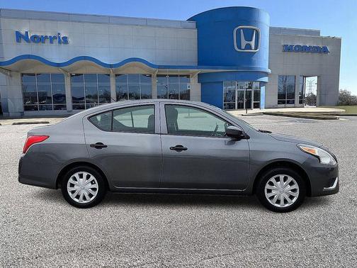 2019 Nissan Versa 1.6 S