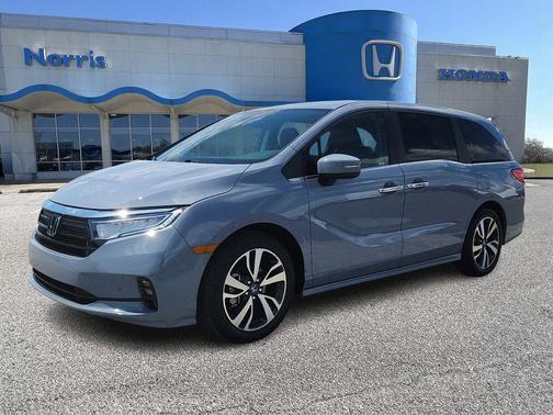 Platinum White Pearl 2023 Honda Odyssey Touring
