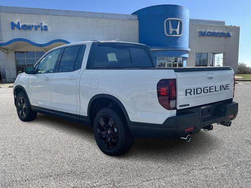 2025 Honda Ridgeline Black
