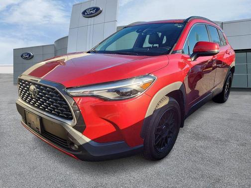 2022 Toyota Corolla Cross XLE