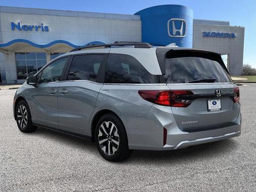 Solar Silver Metallic 2026 Honda Odyssey EX-L