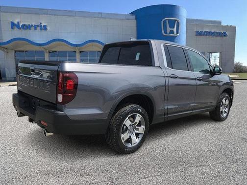 Modern Steel Metallic 2026 Honda Ridgeline RTL