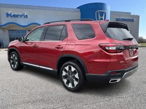 Radiant Red Metallic II 2026 Honda Pilot Touring 8-Passenger