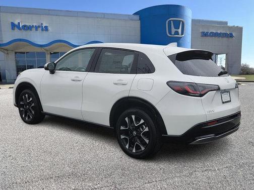 Platinum White Pearl 2026 Honda HR-V EX-L