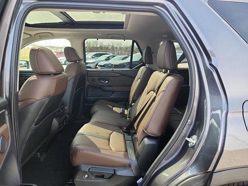 2026 Honda Pilot Touring 8-Passenger