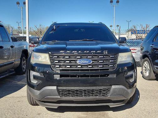 Magnetic Metallic 2017 Ford Explorer XLT