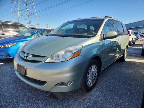 2007 Toyota Sienna XLE