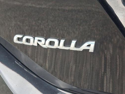 Black Sand Pearl 2017 Toyota Corolla L