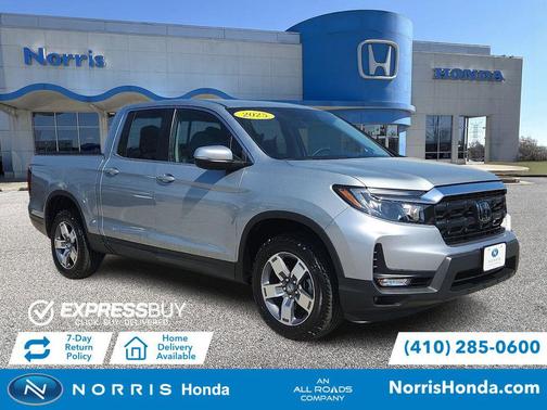 Solar Silver Metallic 2025 Honda Ridgeline RTL