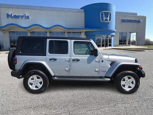 2018 Jeep Wrangler Unlimited Sahara