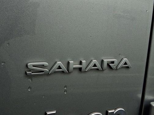 Billet Silver Metallic Clearcoat 2018 Jeep Wrangler Unlimited Sahara